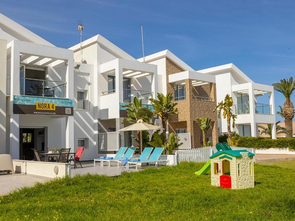 Villa Nora โปรทาราส ภายนอก รูปภาพ